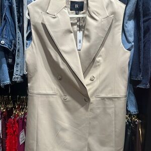 Banana Republic Light Tan Vest